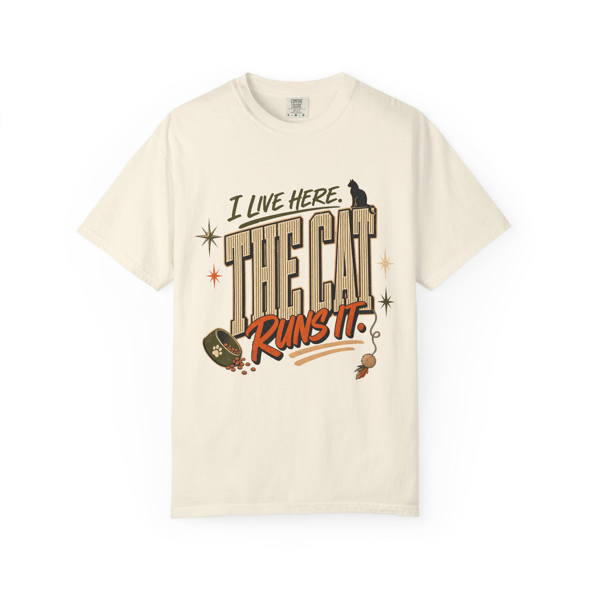 I Live Here The Cat Runs It Shirt, Funny Cat Mom Tee, Black Cat Lover Gift, Retro Cat Owner T-Shirt, Comfort Colors