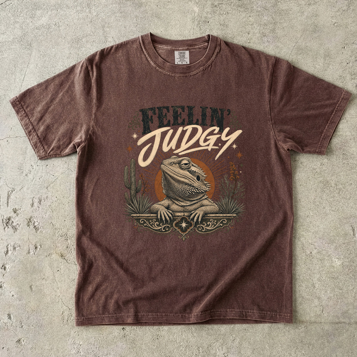 Feelin' Judgy Bearded Dragon Graphic T-Shirt