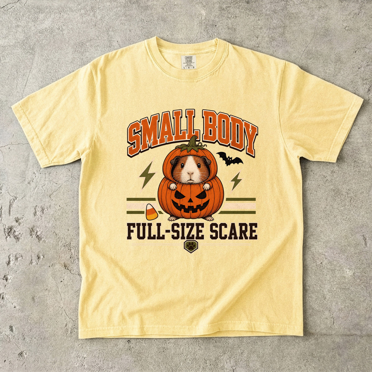 Small Body Full-Size Scare Shirt – Funny Guinea Pig Pumpkin Costume Halloween Tee, Retro Comfort Colors
