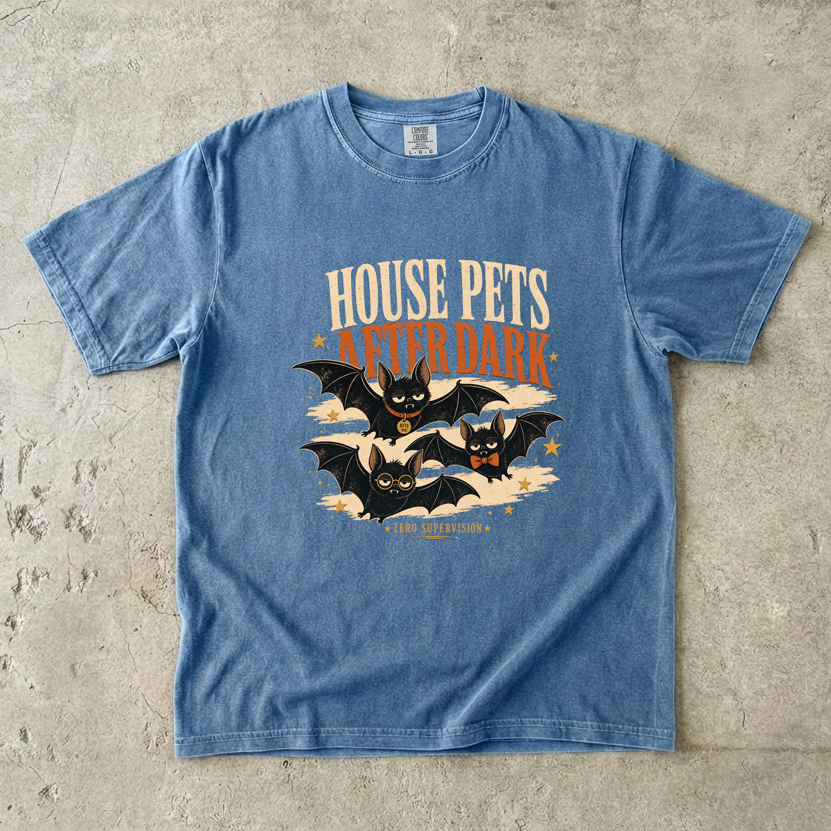 House Pets After Dark Zero Supervision Shirt – Funny Bat Halloween Tee, Retro Spooky Pets Comfort Colors